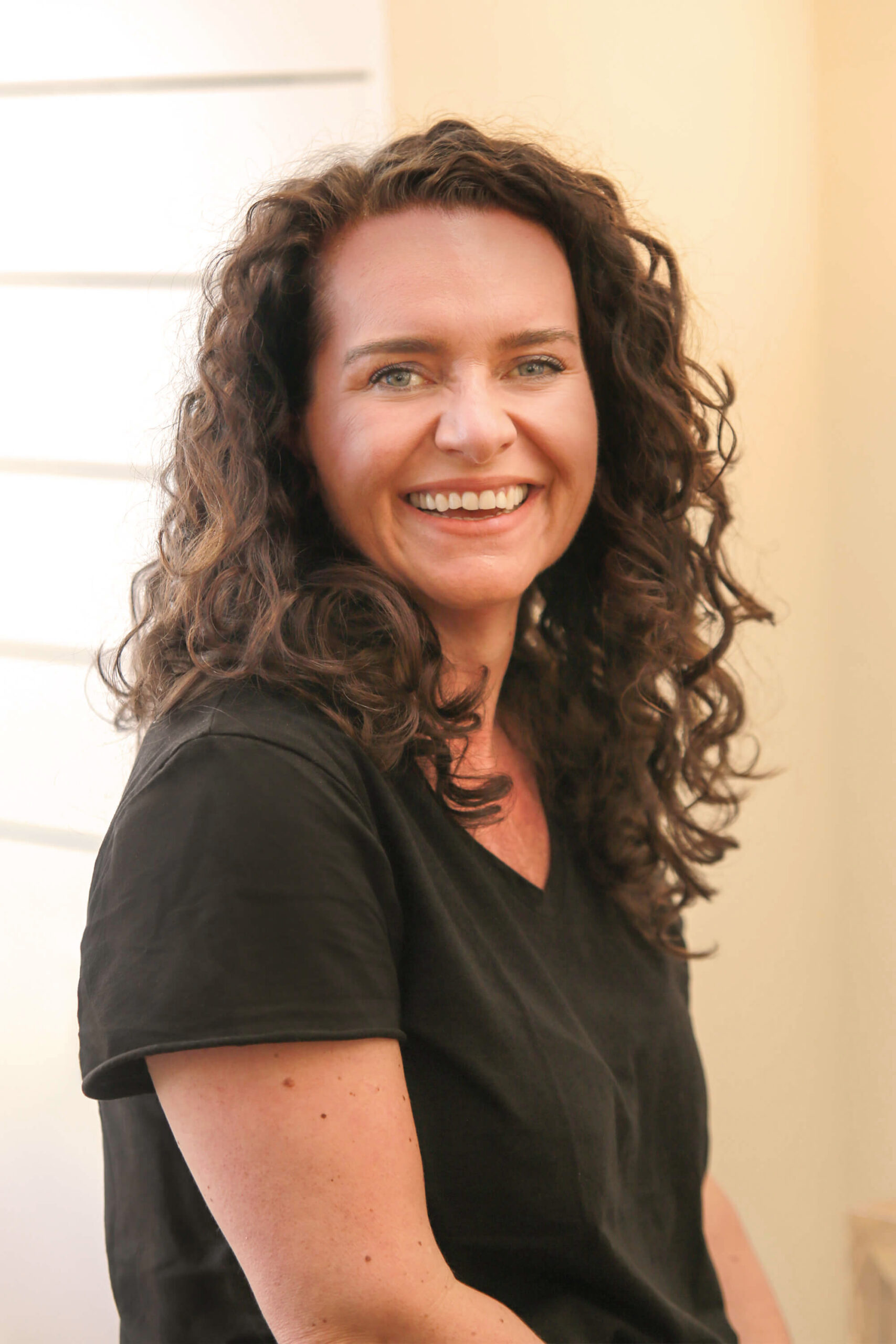 Kamila Galczynska<br />
aus dem Team von Hendrikjes Haardesign. Sie ist eine perfekte Stylistin und Visagistin.
